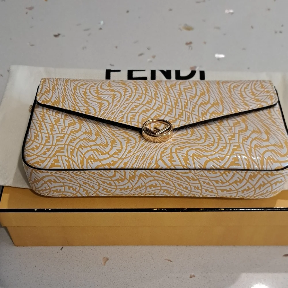 NIB Fendi Gold and FF Vertigo Print Leather Clutch - Picture 14 of 14